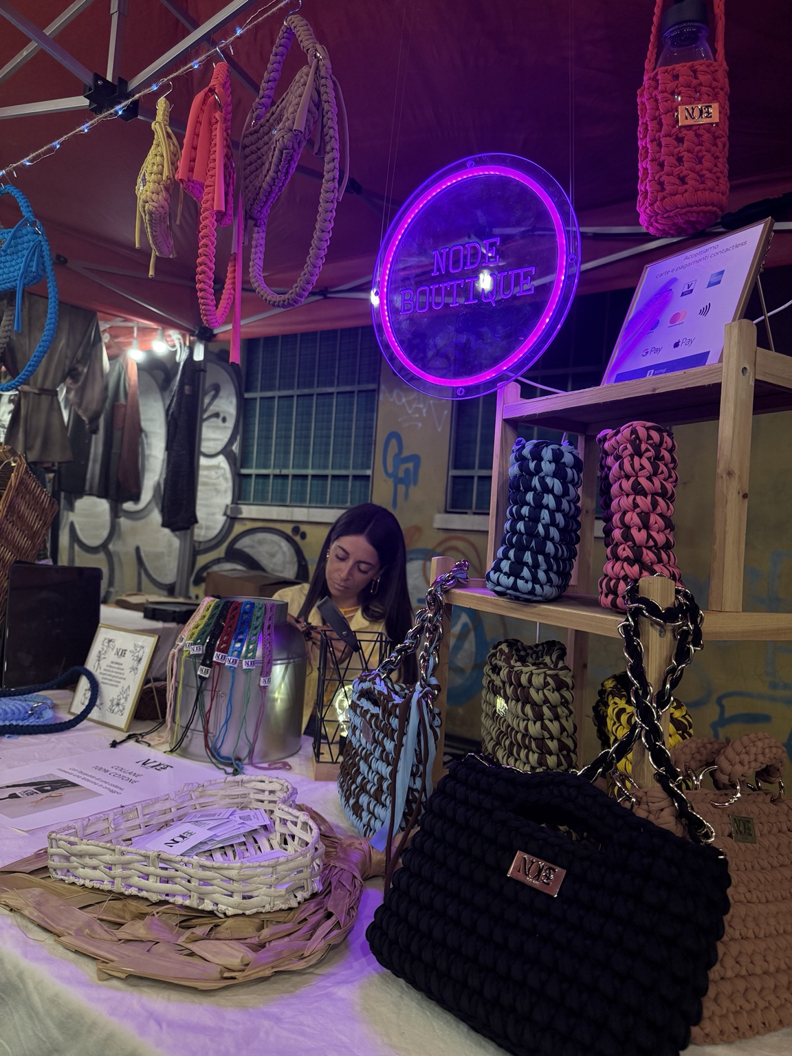 Creazioni Node Boutique esposte al mercatino